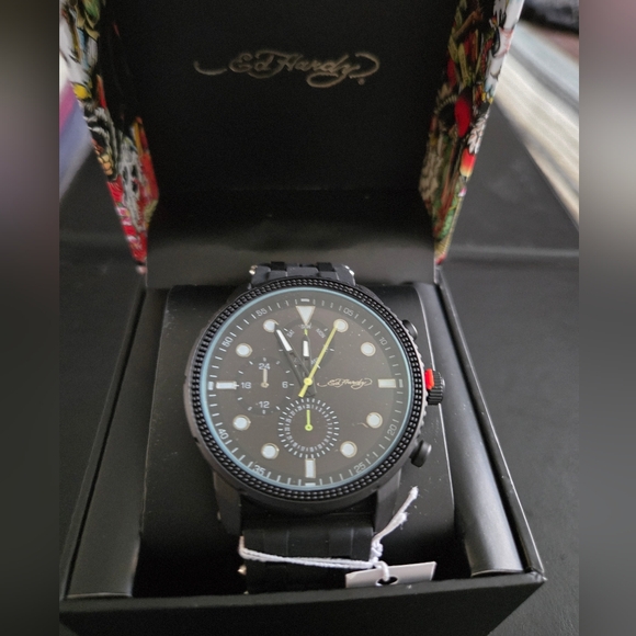 Ed Hardy Men's Black Watch - Picture 2 of 8